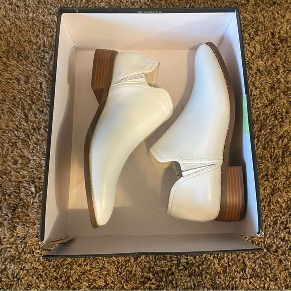 STEVEN by Steve Madden Women's Choncey Ankle Boot - Picture 5 of 16